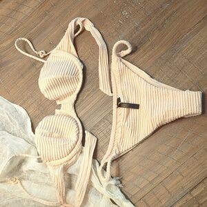 Vix Cream Textured Bikini